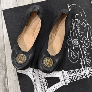 Tory Burch Black Leather Ballet Flats with Gold Logo Medallion